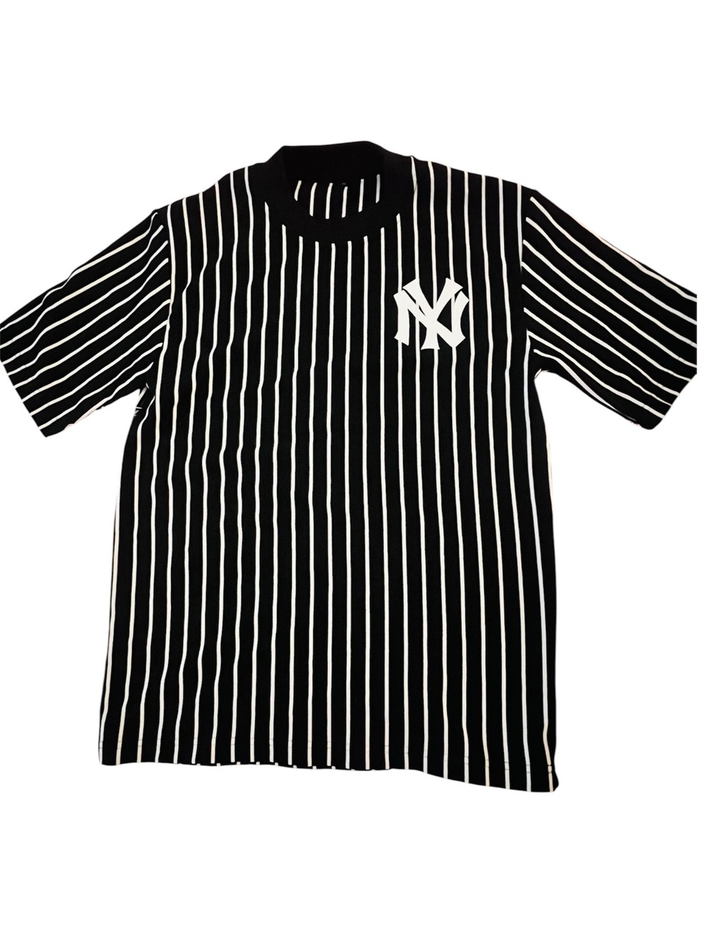 NY Collection Black & White Pinstripe Short Sleeve Tee